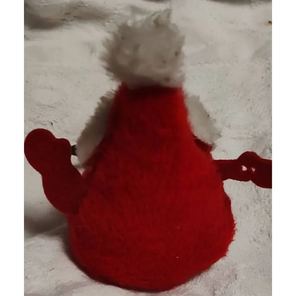 Vintage 1976 Russ Berrie & Company Shelf sitter Santa. Burlap face. 7